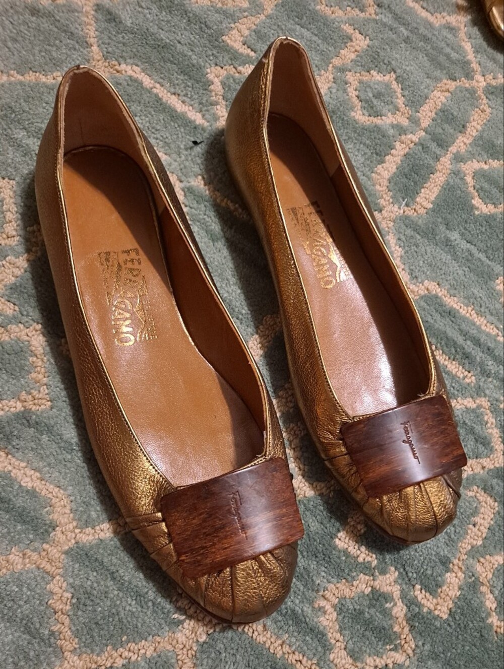 Salvatore Ferragamo Metallic Gold Leather Ballet Flats with Wooden Bow